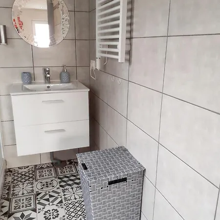 Semesterbostad Charming House In With Shared Pool Hamois