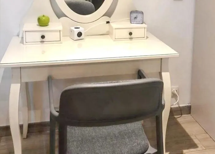 펜션 Charming House In With Shared Pool